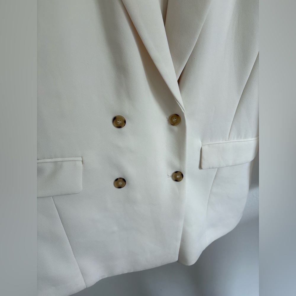 Zara Basic Flowy Blazer In White Double Breasted … - image 4